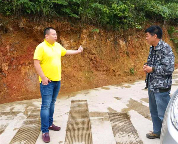 许明月董事长赴贵州365调研指导工作