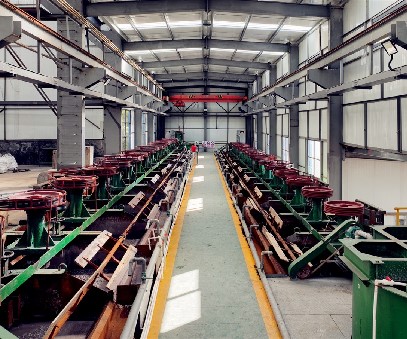 三班接力,昼夜不息|王家河选矿厂里的坚守与传承