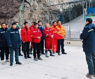 实战演练，防患未“燃”｜双河金矿开展冬季火灾应急预案演练